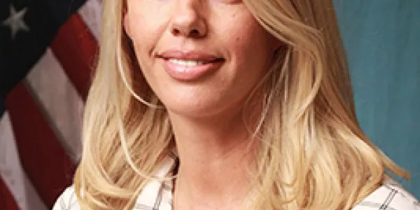 Agent Robin Hennessey