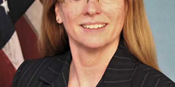 Agent Sandra Owen